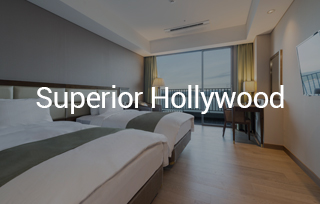 Superior Hollywood